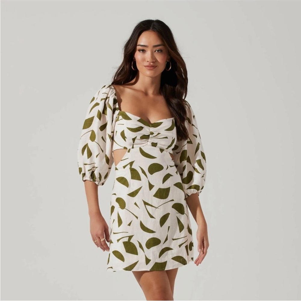 ASTR the Label Heather Abstract Olive Green Linen Dress with Cut Outs NWT